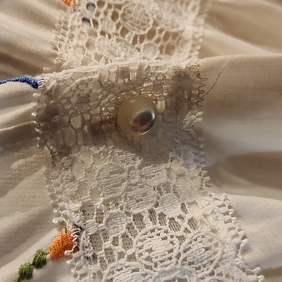 Vintage Floral Embroidery Prairie Dress with Lace AS IS - Picture 13 of 15